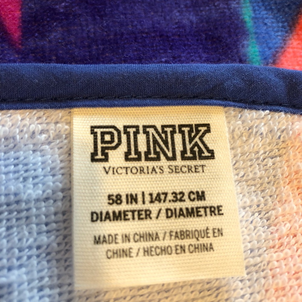LAST ONE!!! BNIP PINK VS Round Beach Towel - Picture 4 of 7